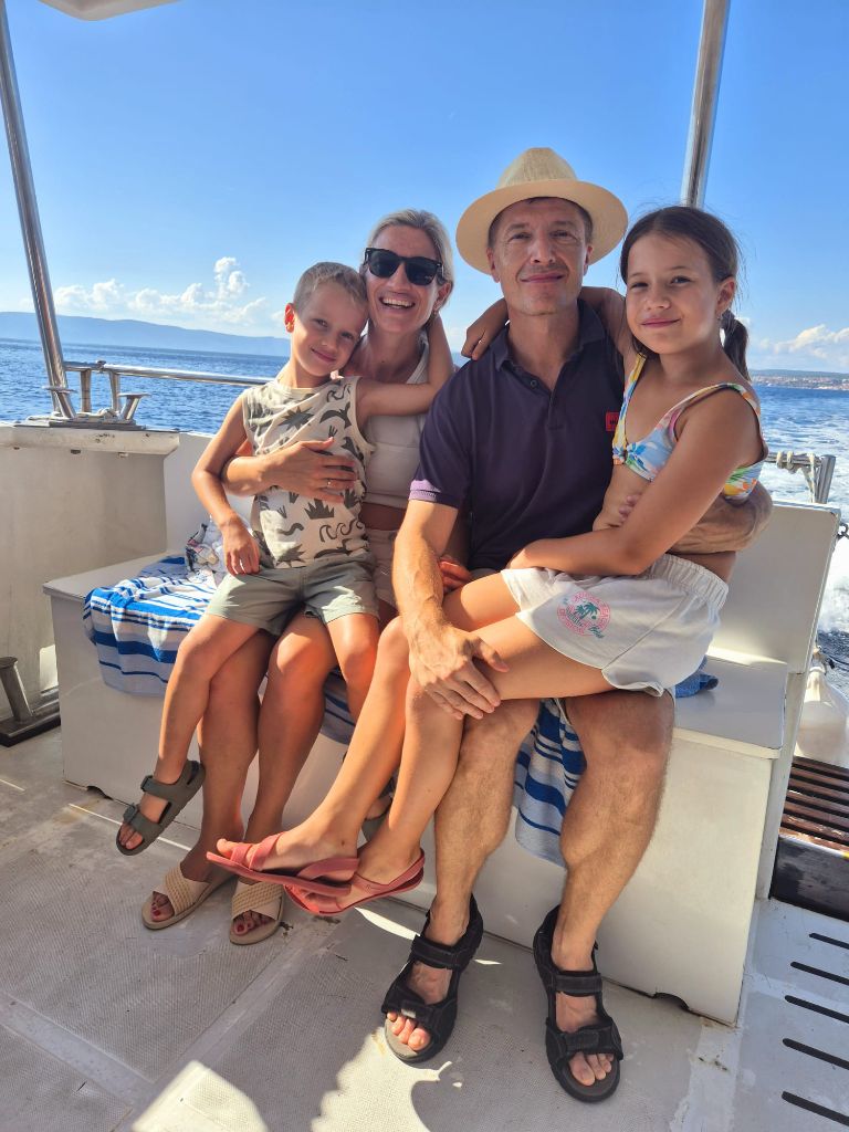 Petr Oprsal with Family - Photo 5